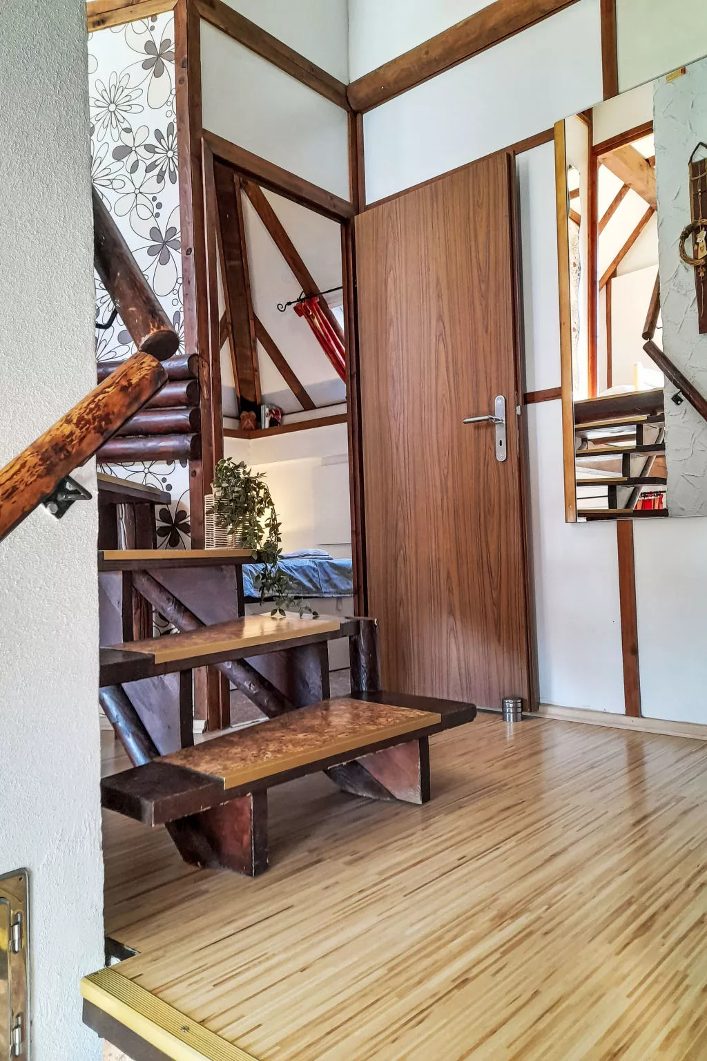 Knusperhaus Gretel - Drinnen