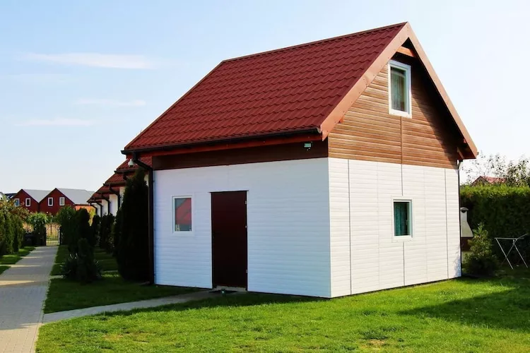 Piętrowe domki wakacyjne z 2 sypialniami w Rewalu