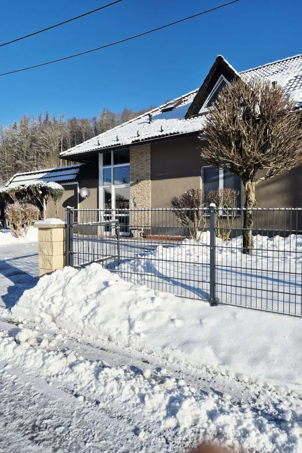 Naturnah mit Pool und Sauna-Draußen