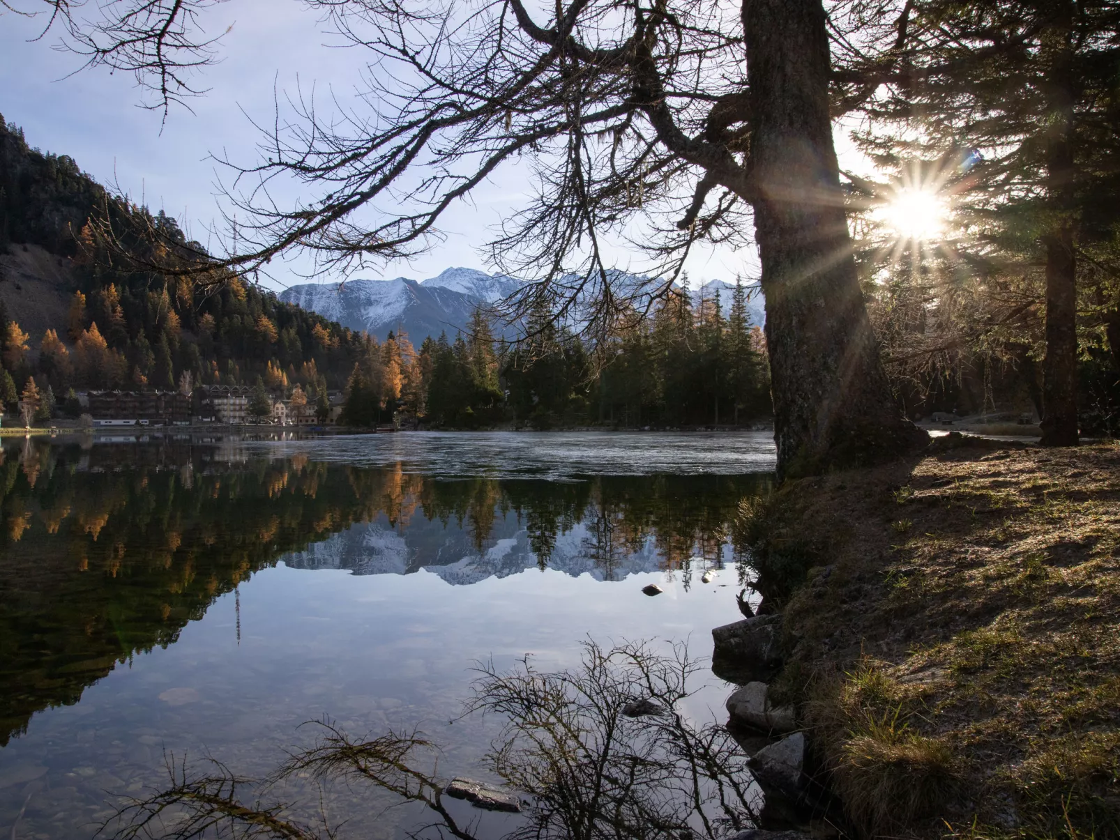 Chalet mit Seeblick, Jacuzzi, Sauna und Garten - Umgebung