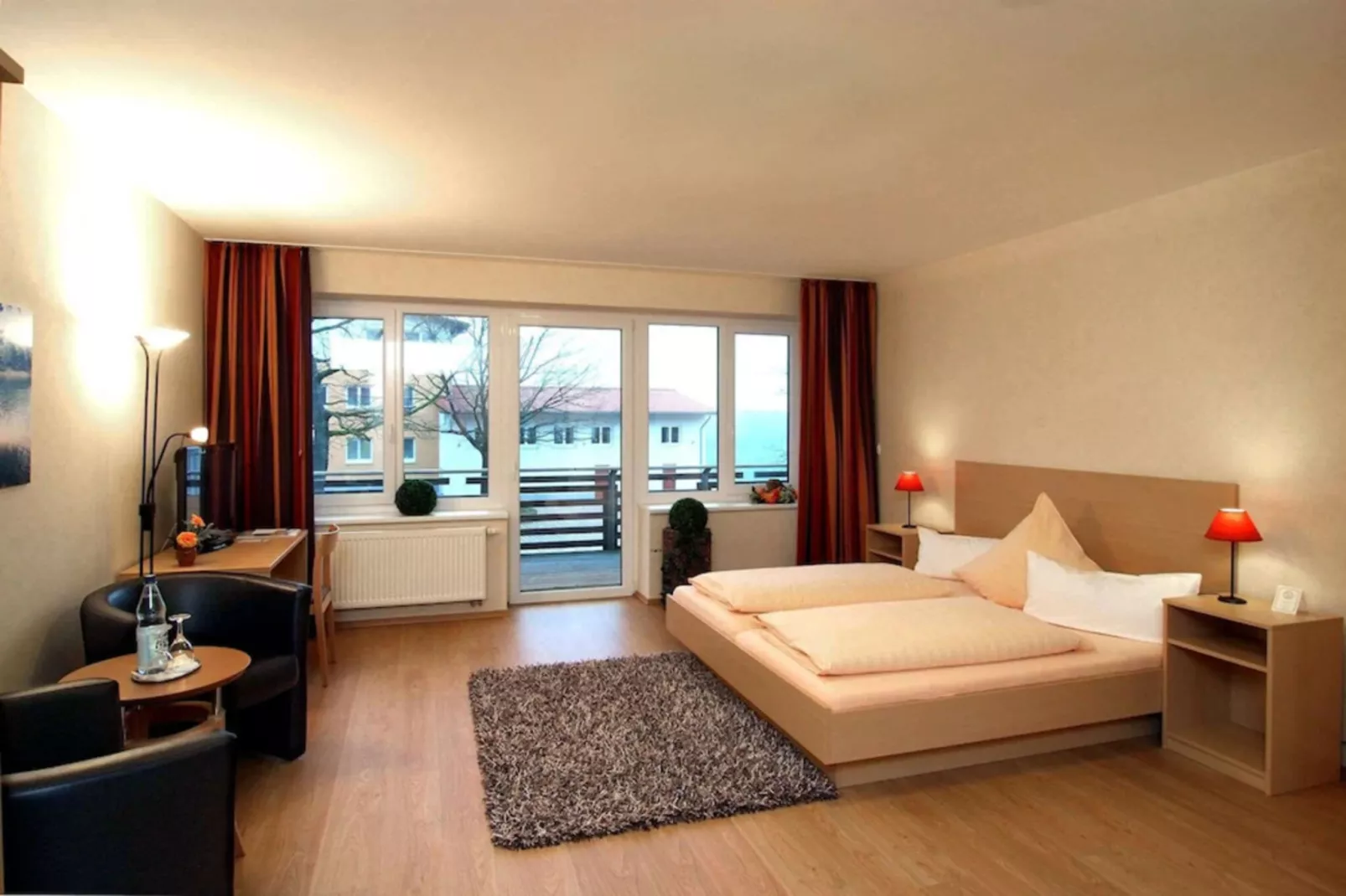 Superior Double Room with Lakeview Balcony-Bedroom