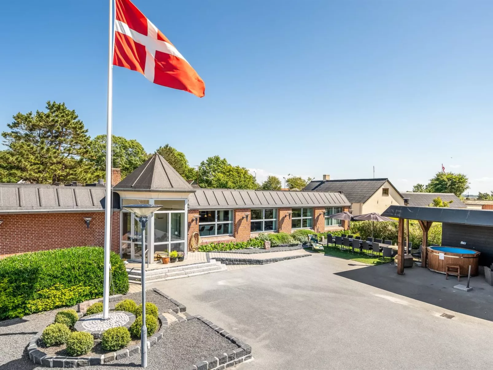 "Borjana" - 500m to the fjord