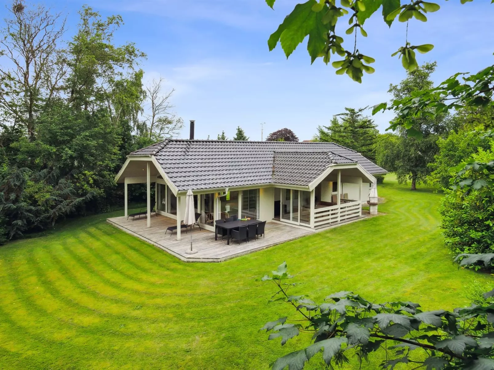 "Ilwith" - 400m from the sea