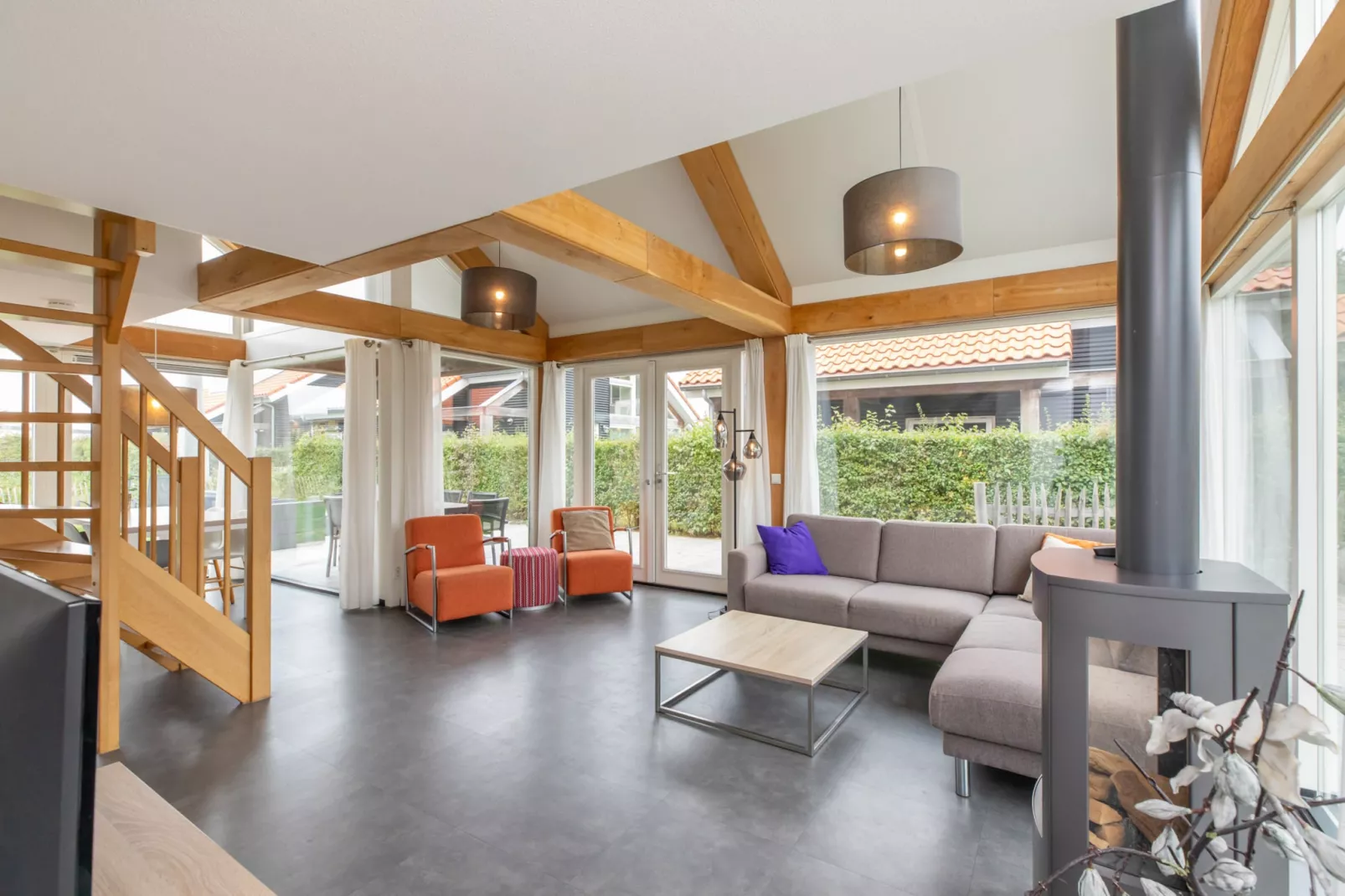 Zonnedorp 26 Renesse: Comfortable Beach Holiday on the North Sea