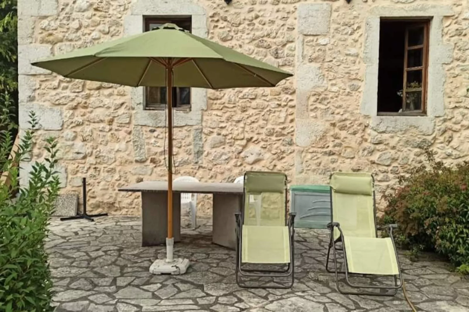 Maison De Charme Ancienne Entre Lacs Et Rh&ocirc;ne