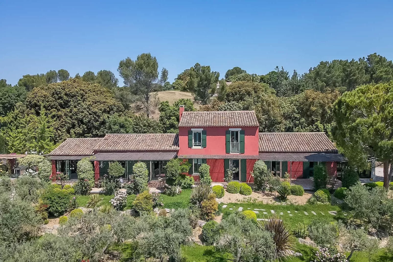 Le Mas Elaïa  votre havre familial avec piscine privée