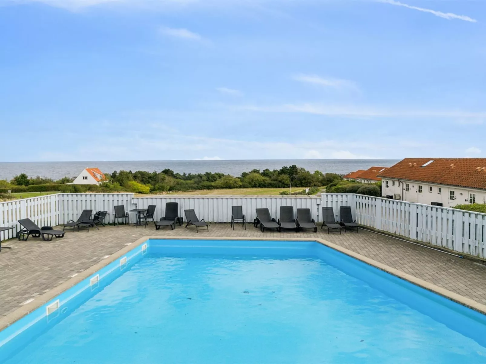 "Rafn" - 400m from the sea