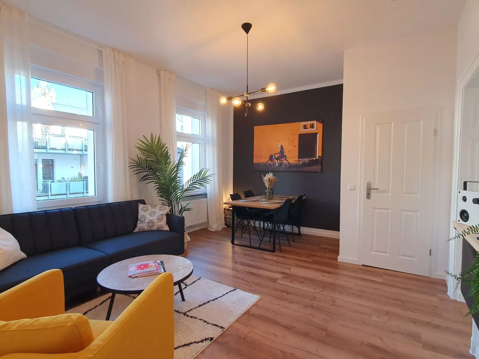 250m Rhein - ruhiges Apartement nähe Hbf -K-111-S