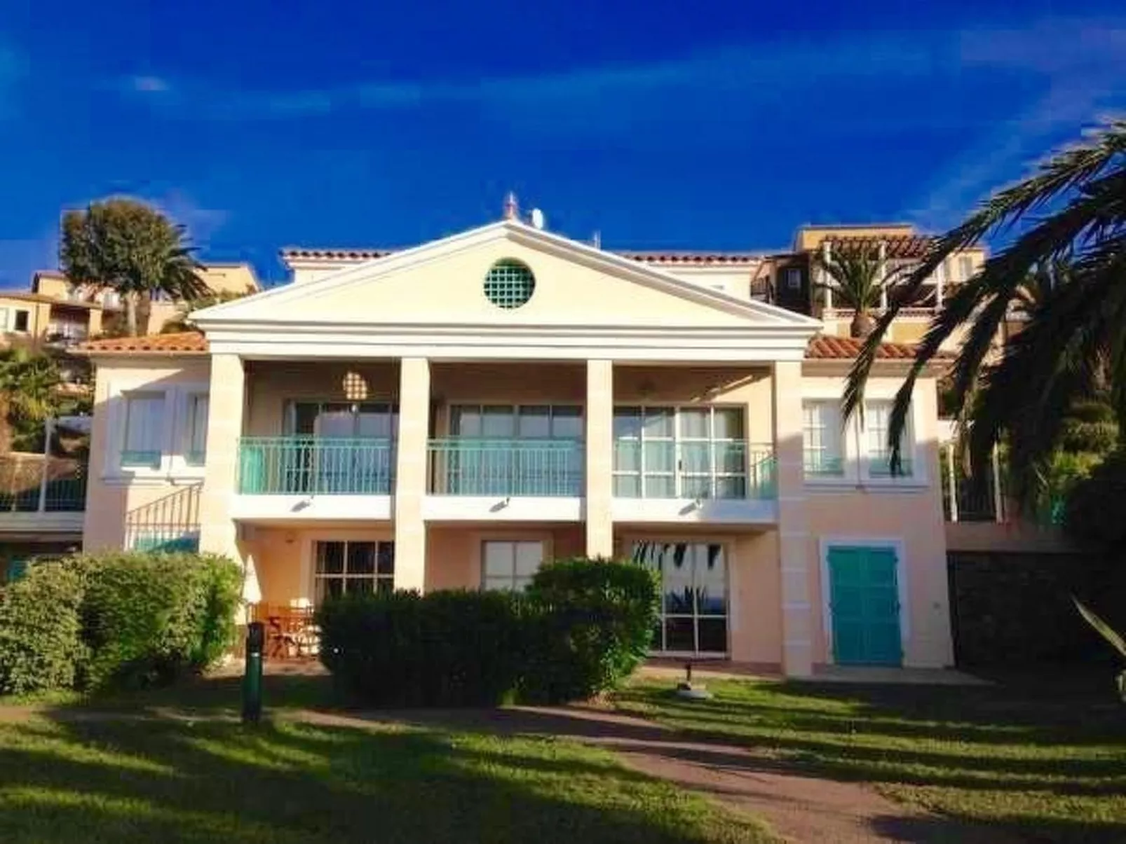 Cap Esterel Prestige