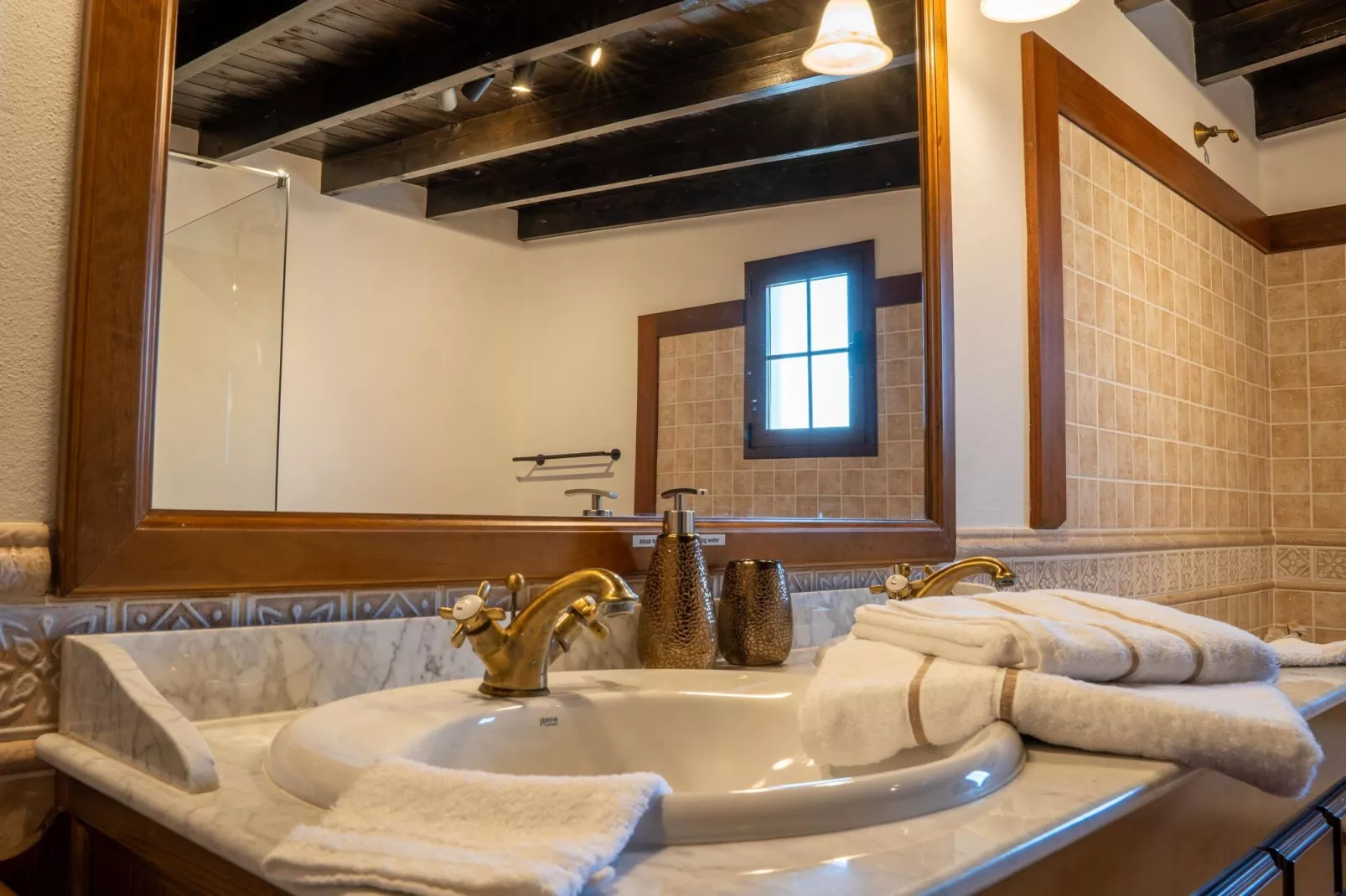 Palacio Caralluma-Bathroom