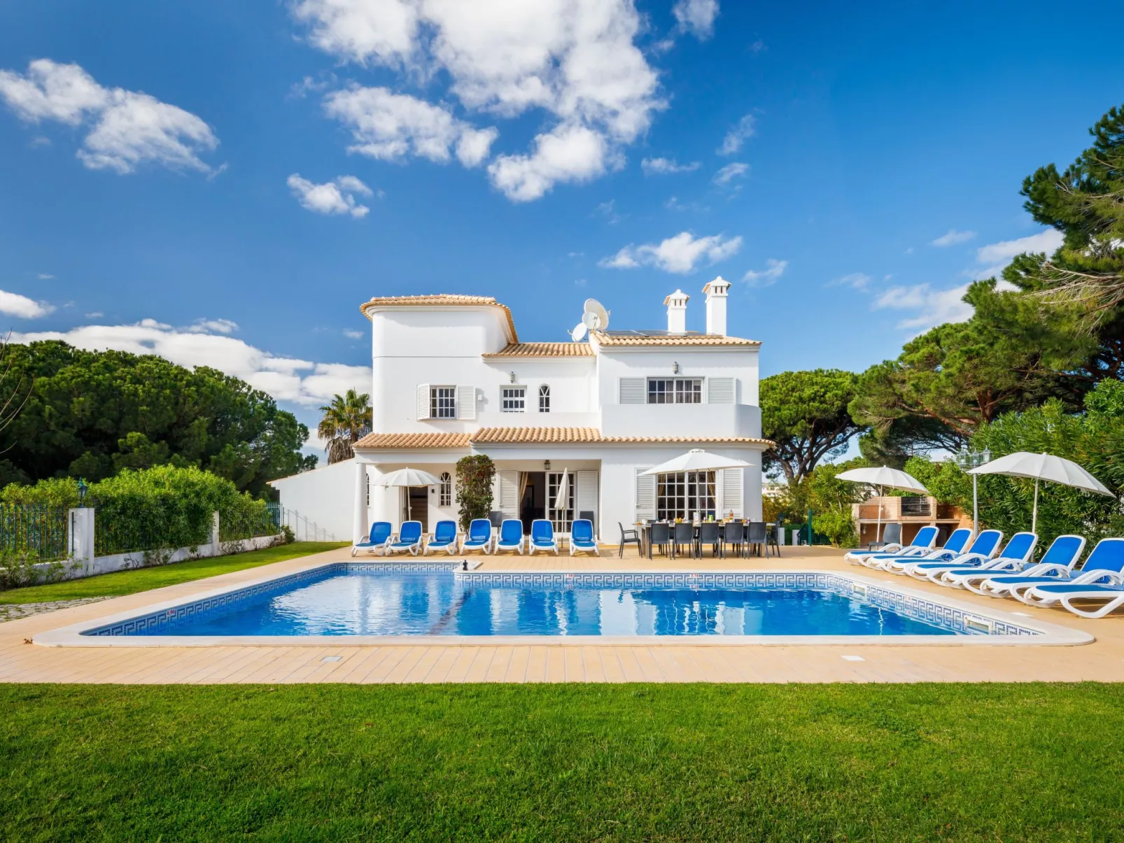 7 Schlafzimmer Villa, Familie, Kinder, Gruppen, Strand, Pool, Garten