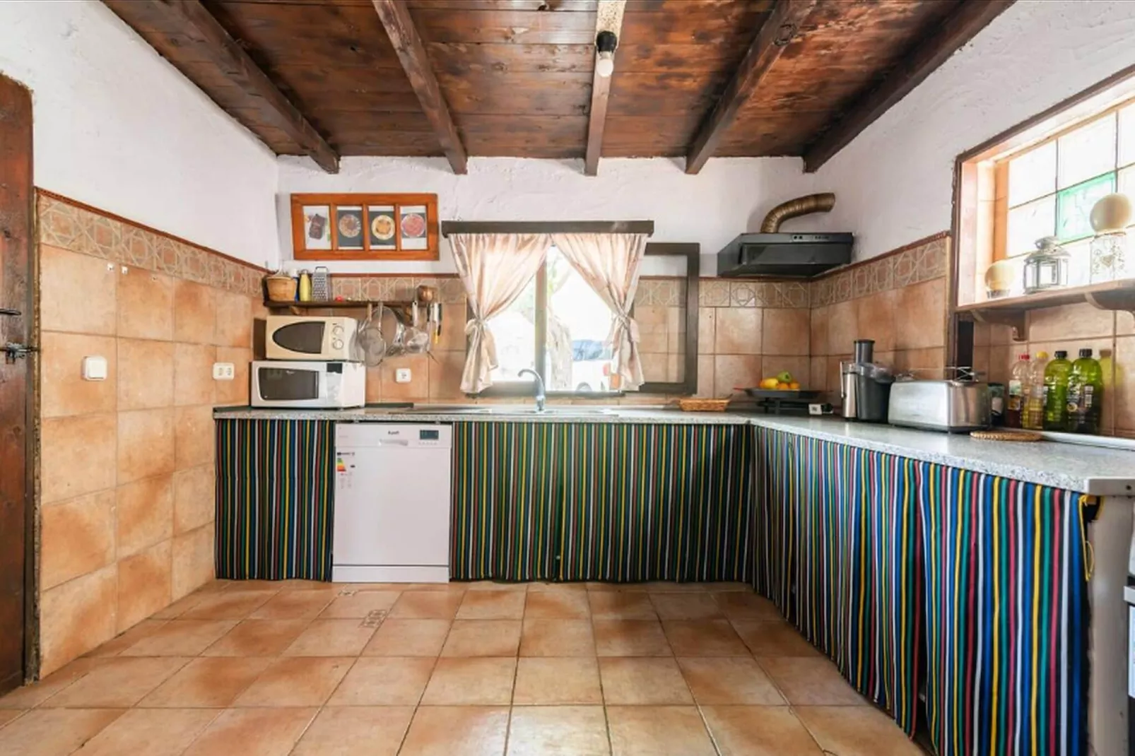 Casa Tata-Kitchen