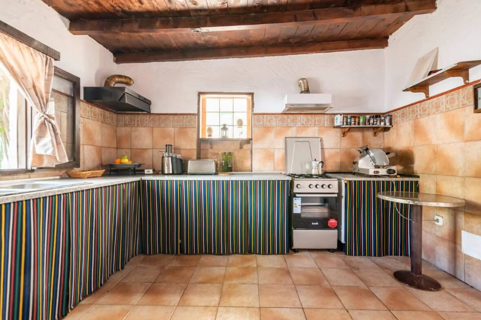 Casa Tata-Kitchen