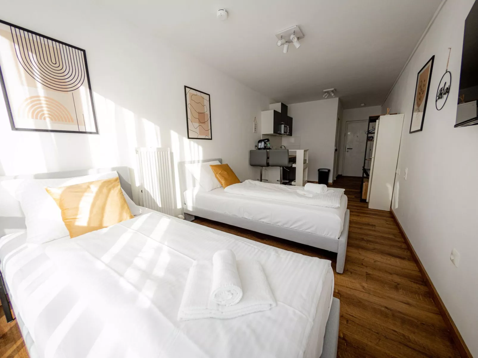 Come4Stay Passau - modern - Parkplatz