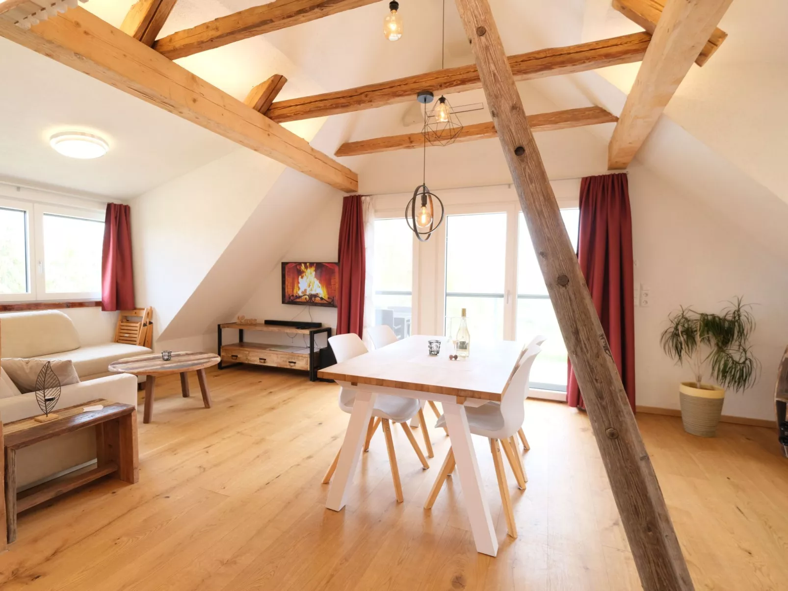 Appartement Apollo in der Wohlfühloase am Trausdorfberg mit Sauna Whirlpoolnutz