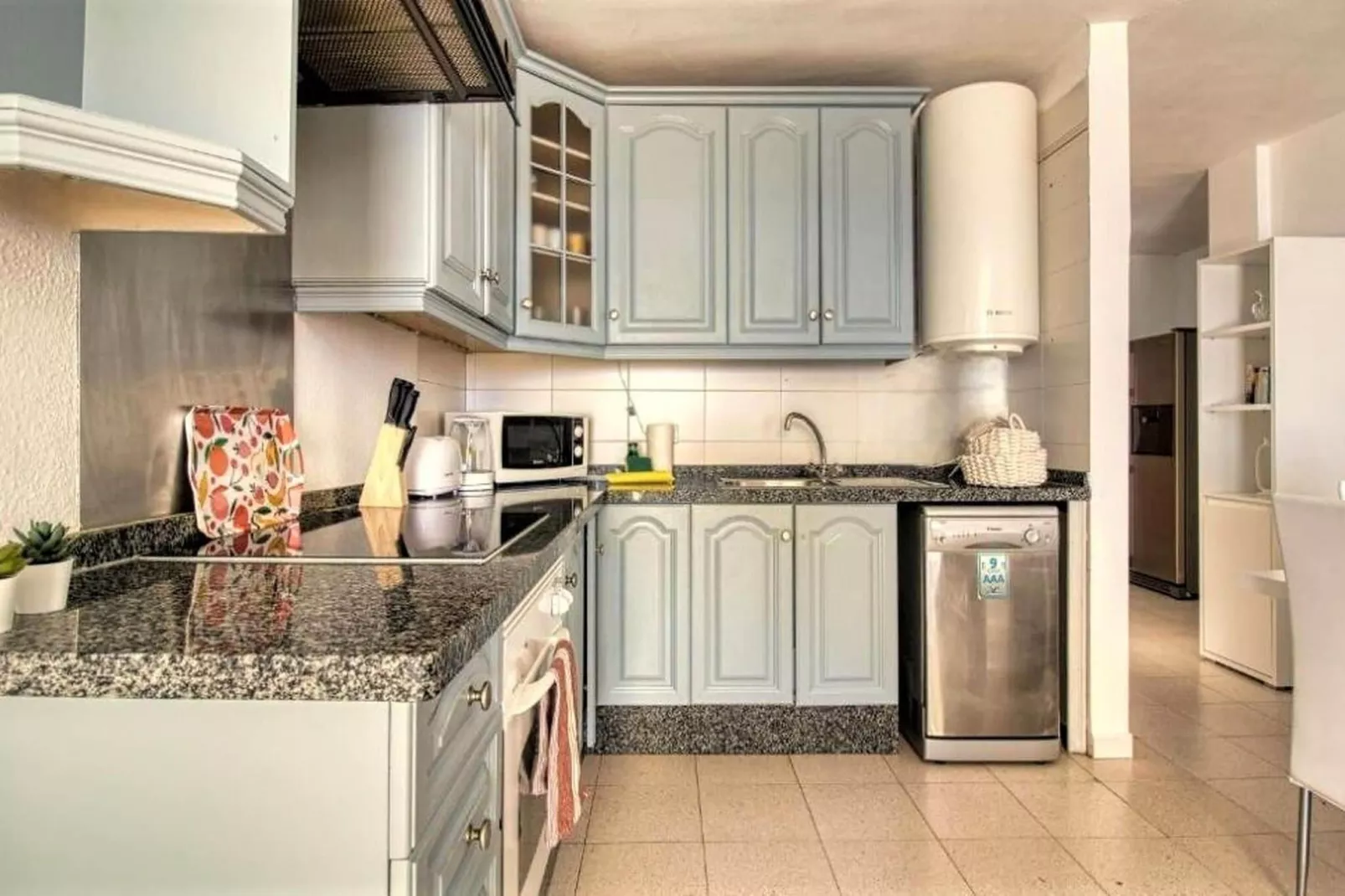Luxury Penthouse Garajonay-Kitchen