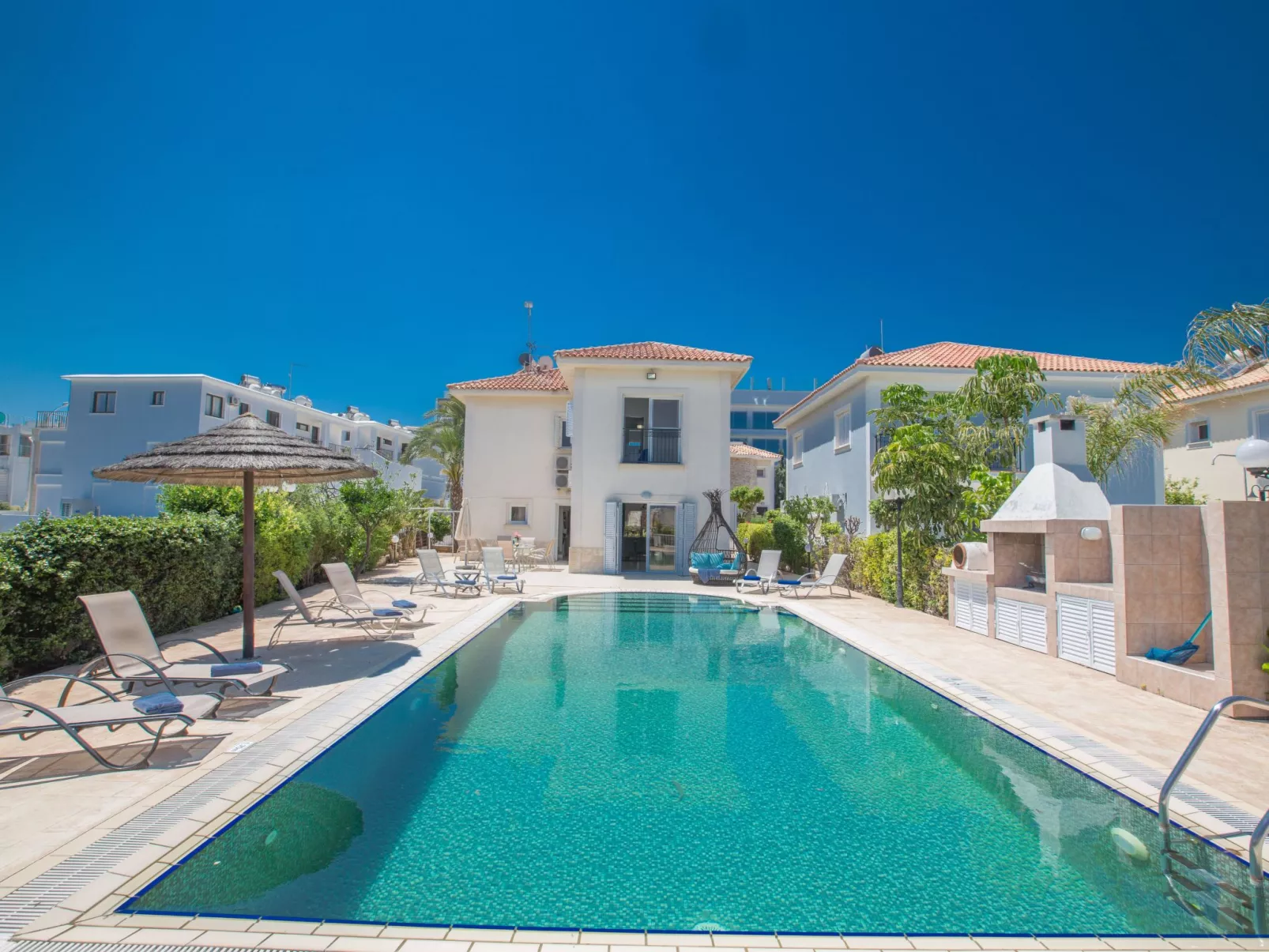 Protaras Villa mit Pool am Strand der Fig Tree Bay