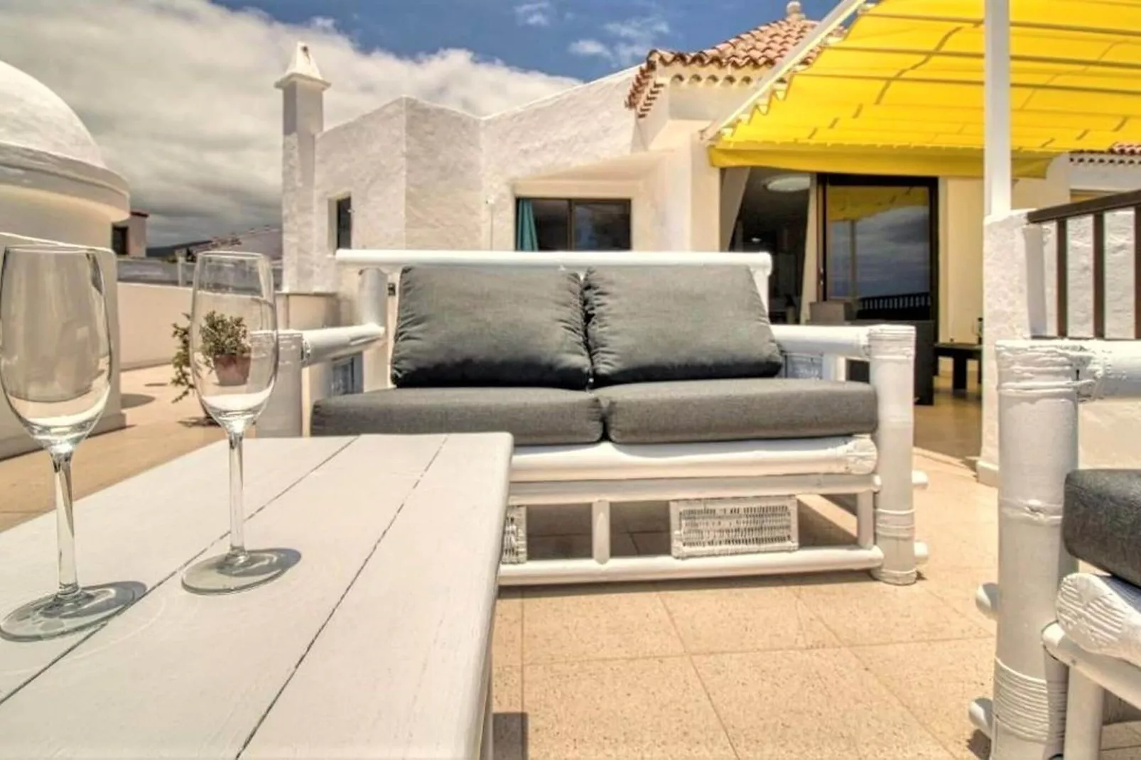 Luxury Penthouse Garajonay-Terrace balcony