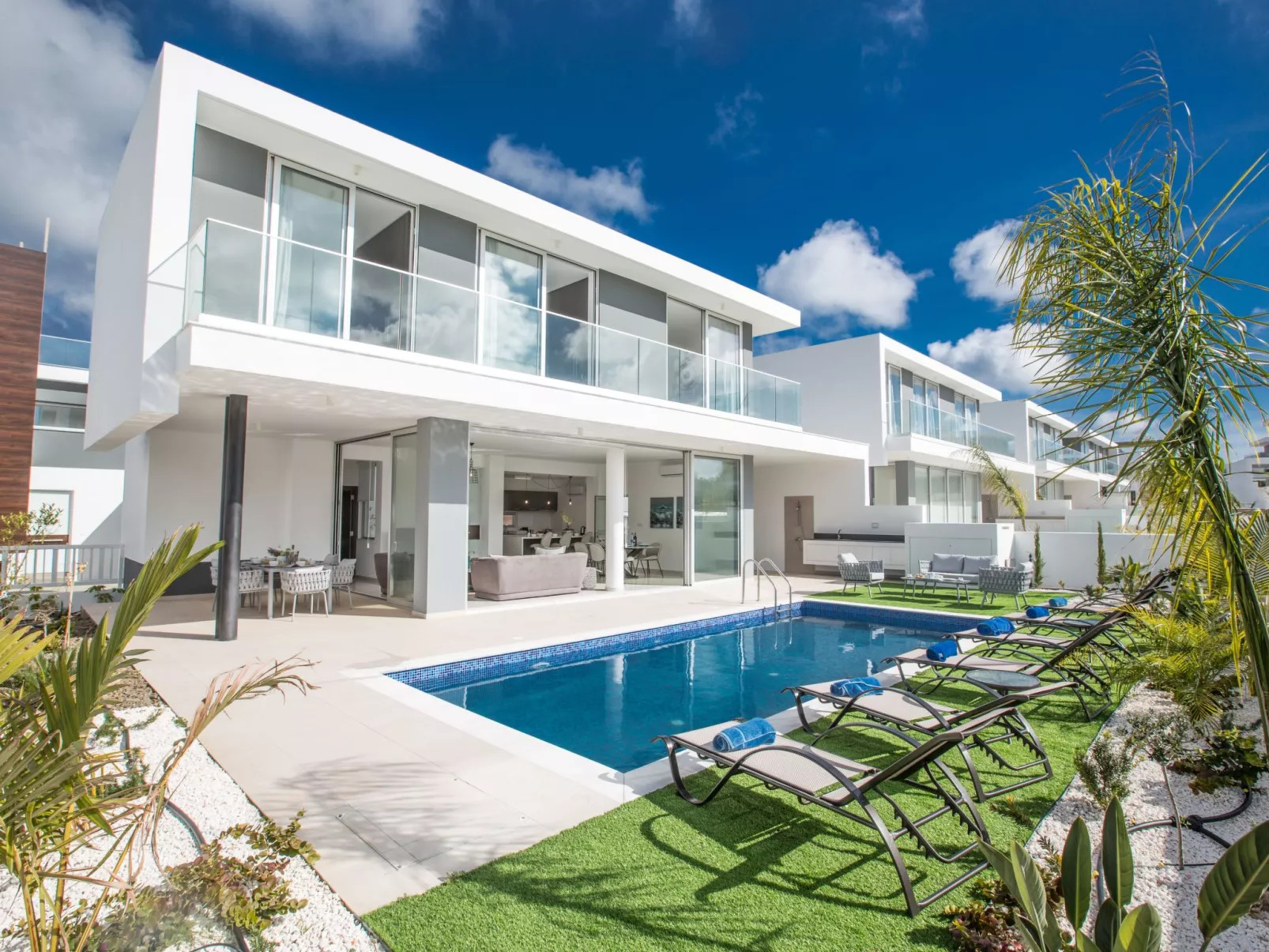 3-Schlafzimmer-Villa mit privatem Pool im Zentrum