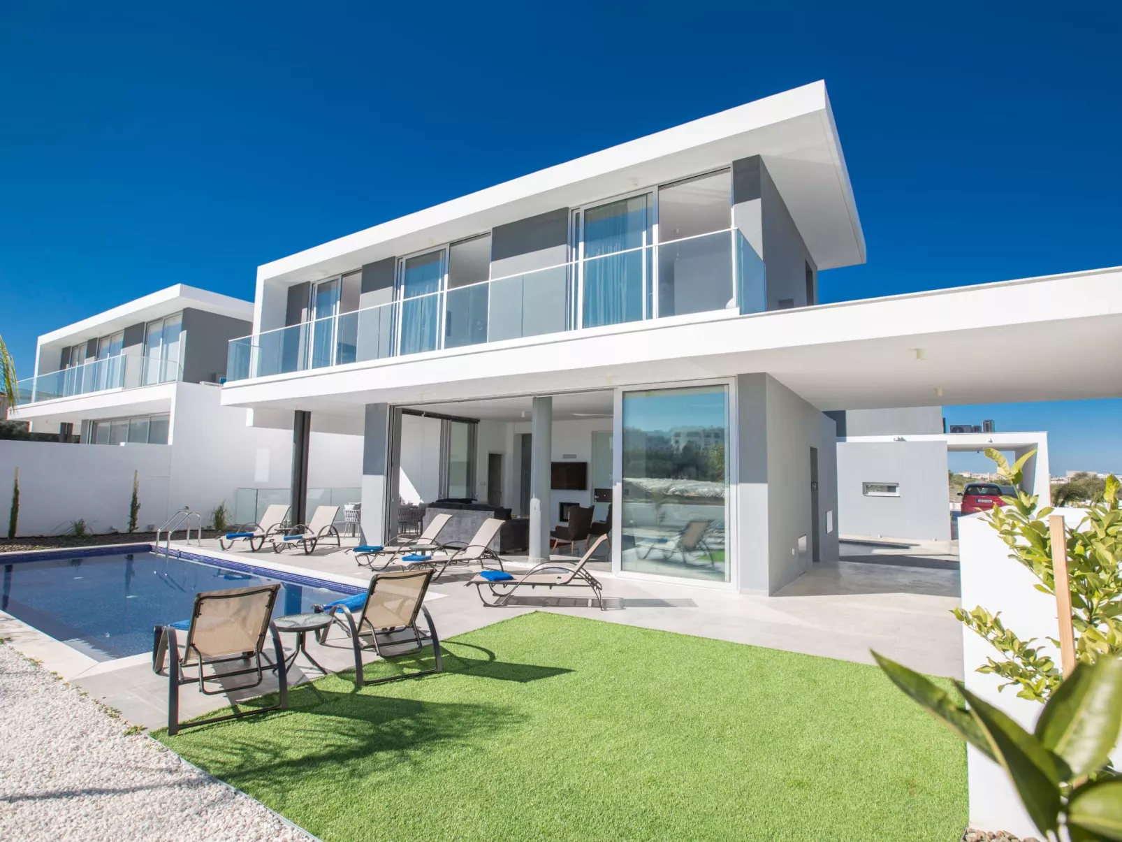 Atemberaubende Villa Olivine mit Meerblick