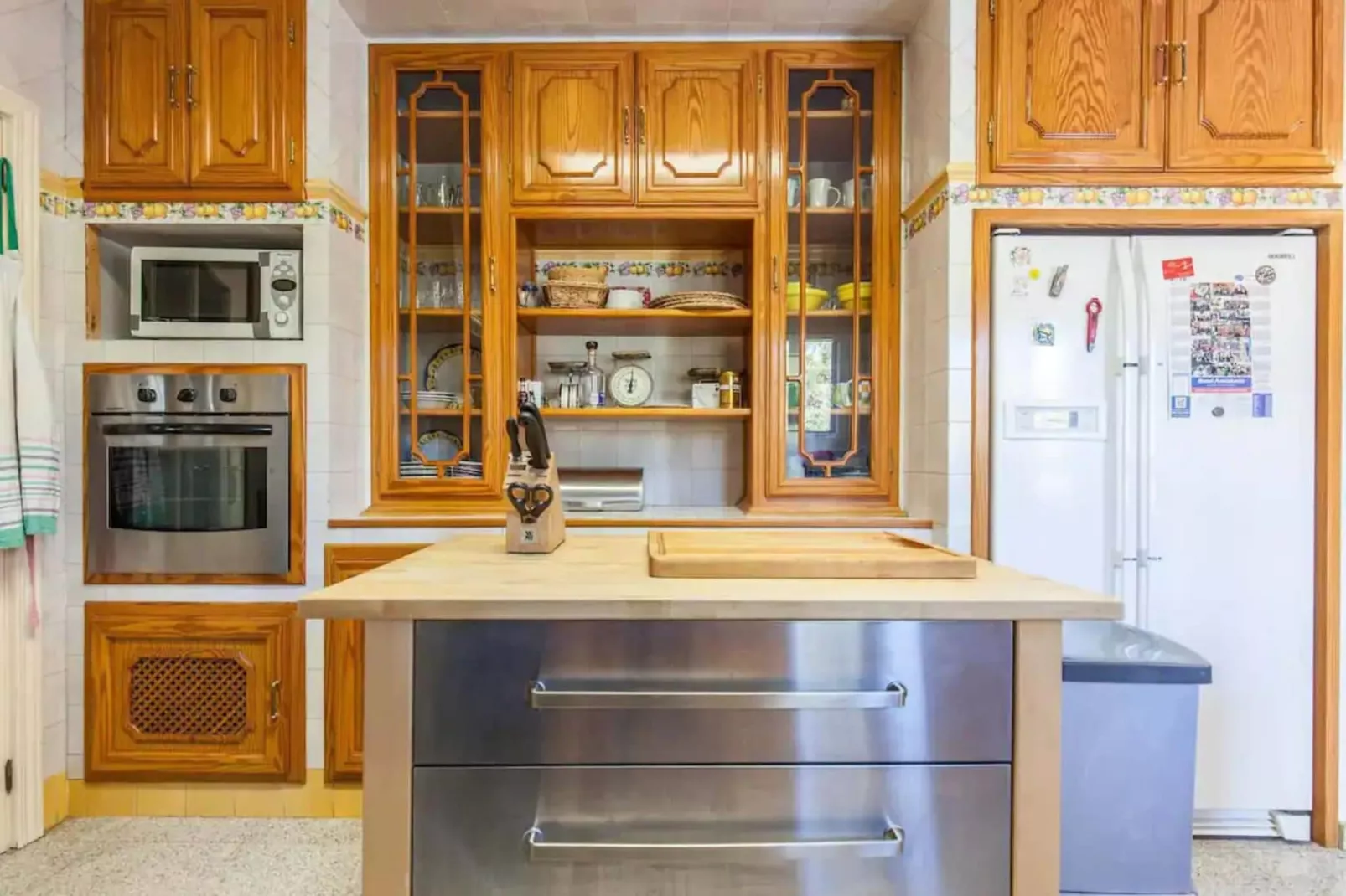 Magnifica Villa con Piscina Privada-Kitchen