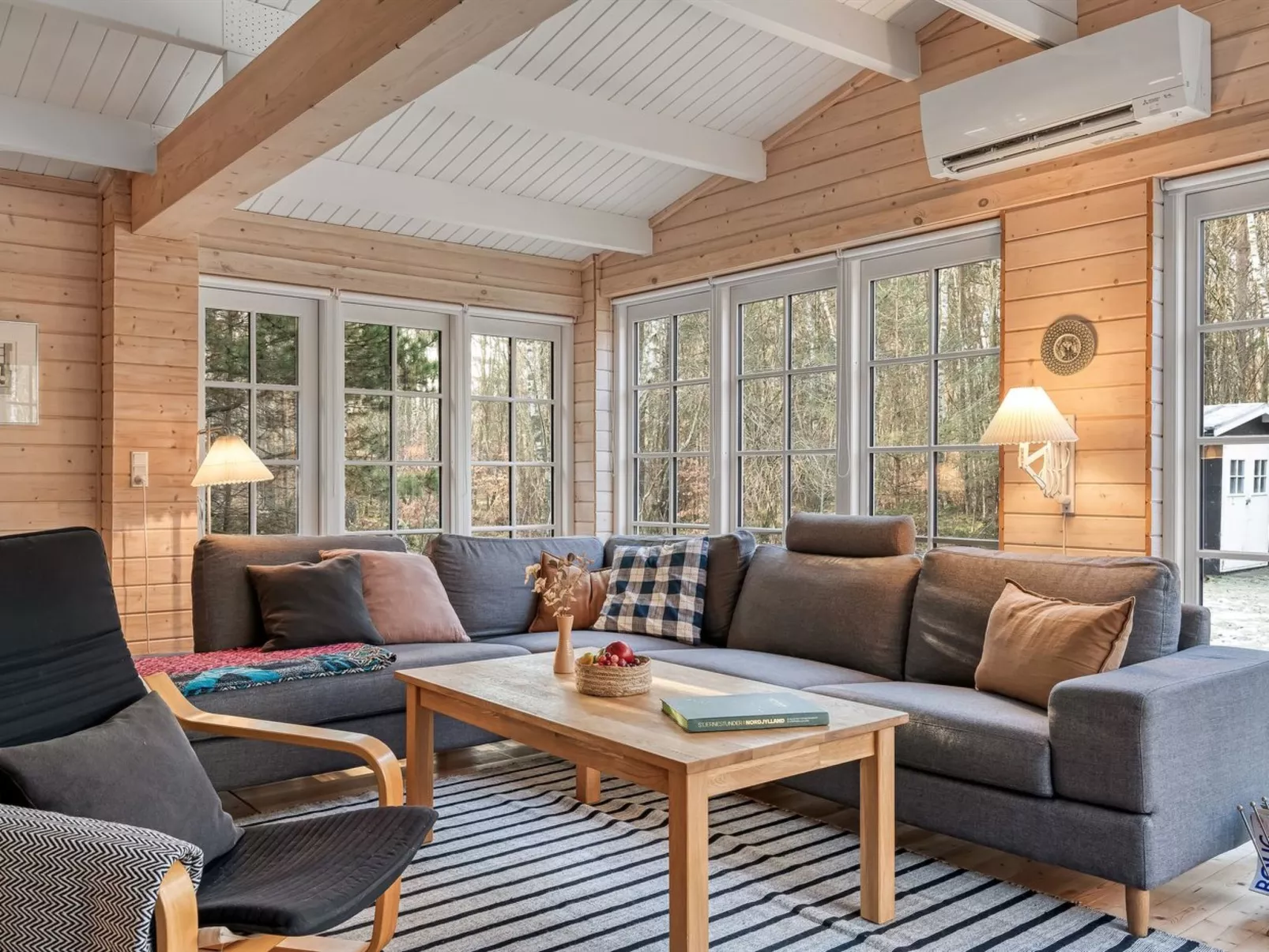 "Landrich" -  from the sea