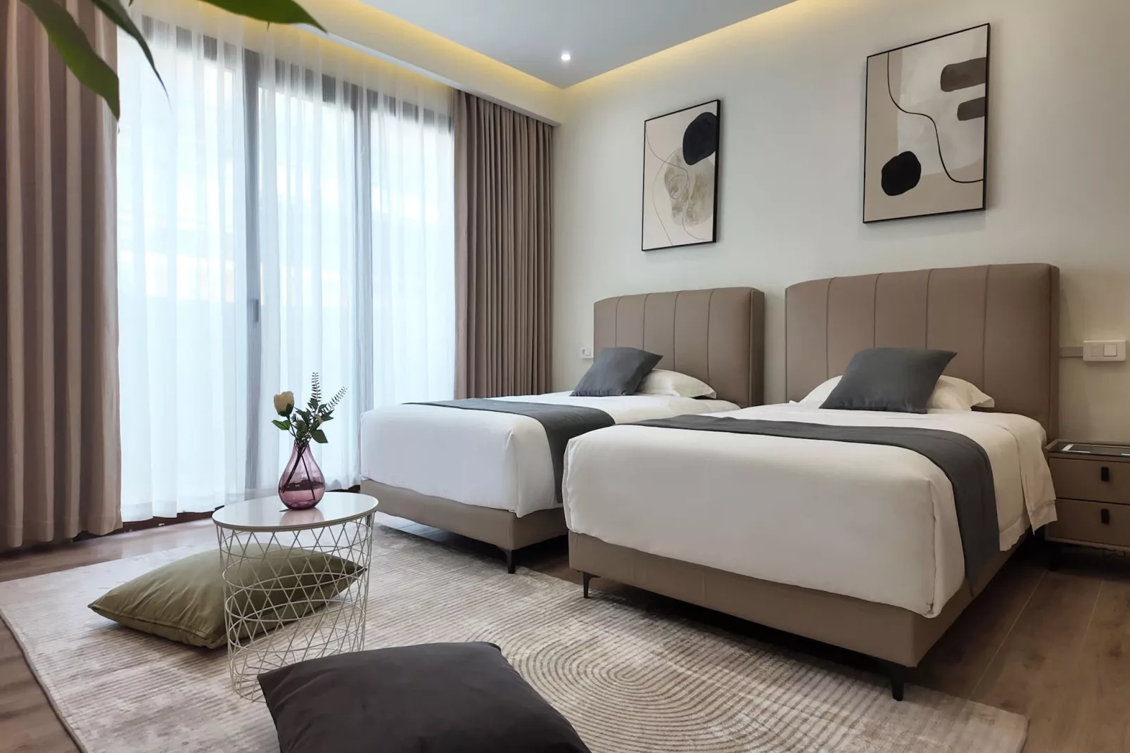 Twin Deluxe Room with Balcony