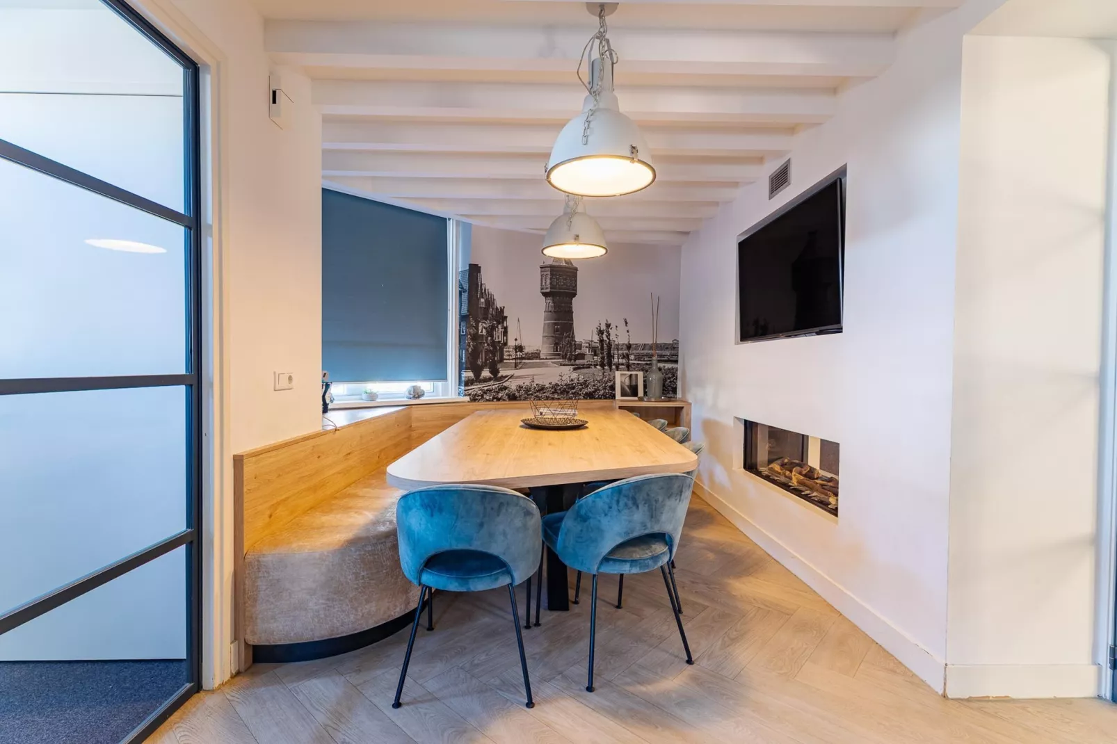 Watertoren Vlissingen 16 pax-Dining room