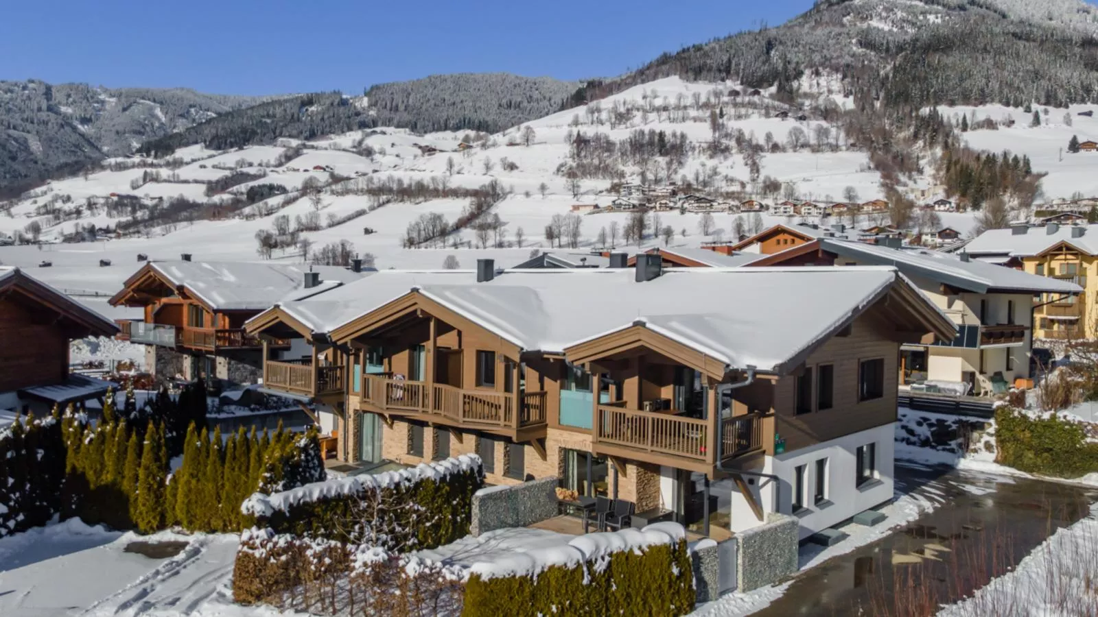 BergbiberLODGE L-Extérieur hiver