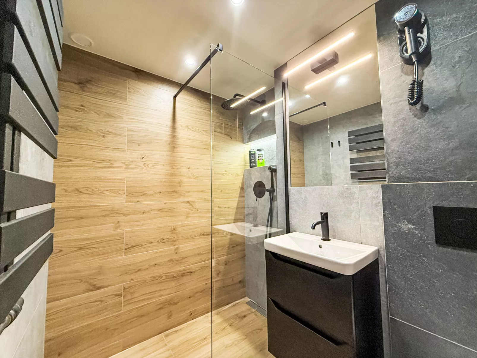 Rosablanche C64 - Inside