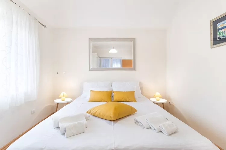 Apartments Lotea - Two-Bedroom Apartment with Terrace