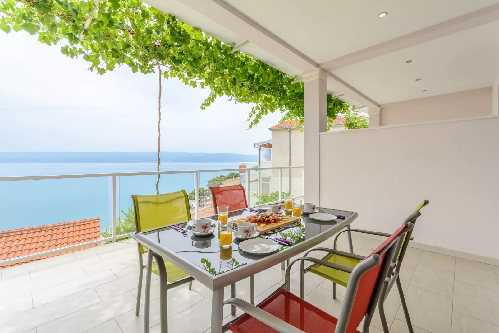 Apartments Hope (Dugi Rat) - Standard One-Bedroom Apartment with Terrace and Sea View (A3)