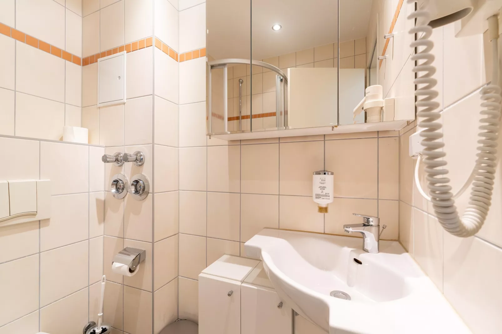 Apartment Strandläufer 116-Badezimmer