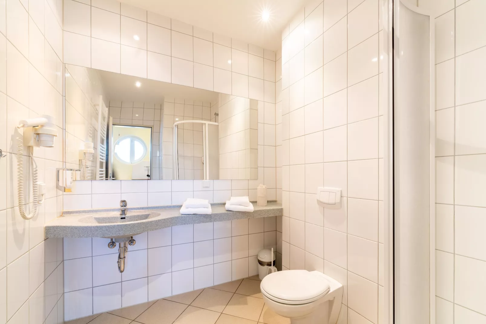 Strandläufer Classic 102-Bathroom