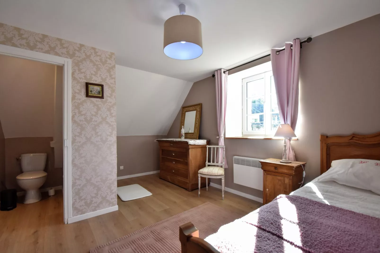 Gîte de la Barre-de-Semilly-Bedroom