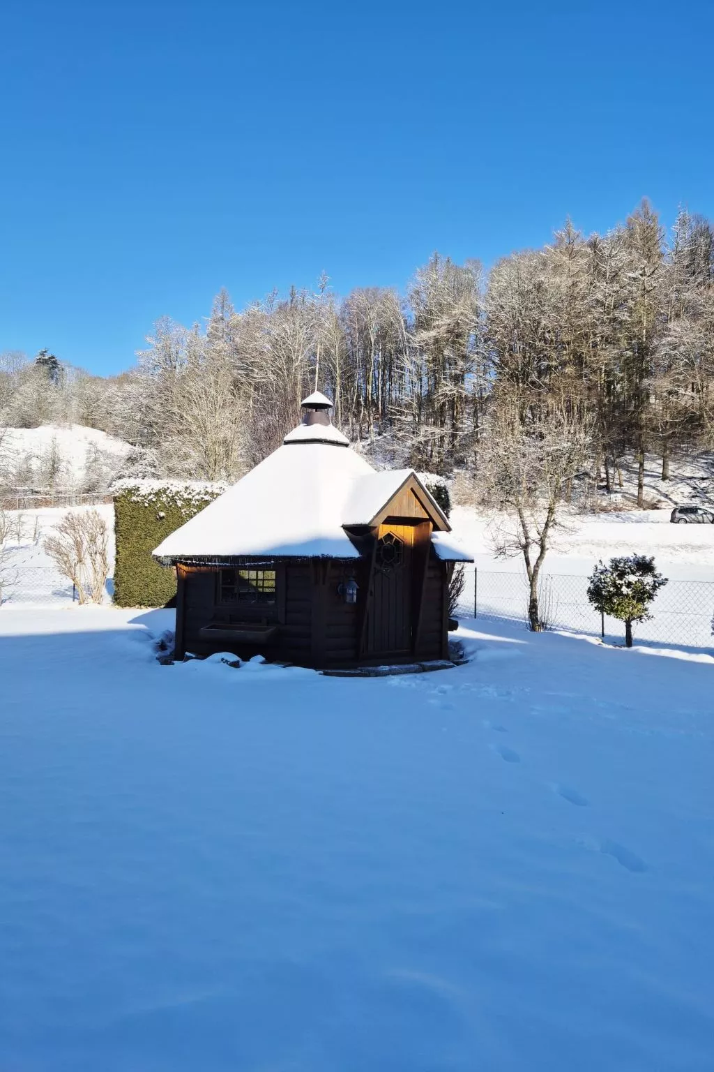 Naturnah mit Pool und Sauna-Draußen