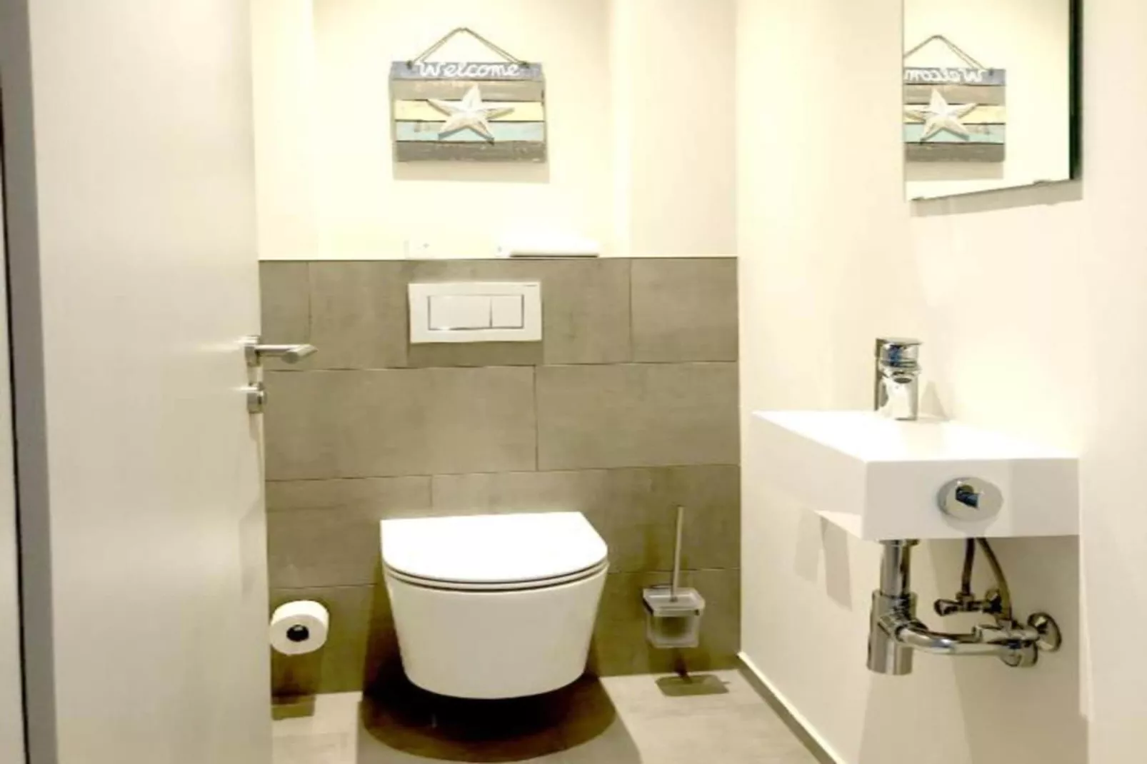 Standard Suite with Terrace-Bathroom