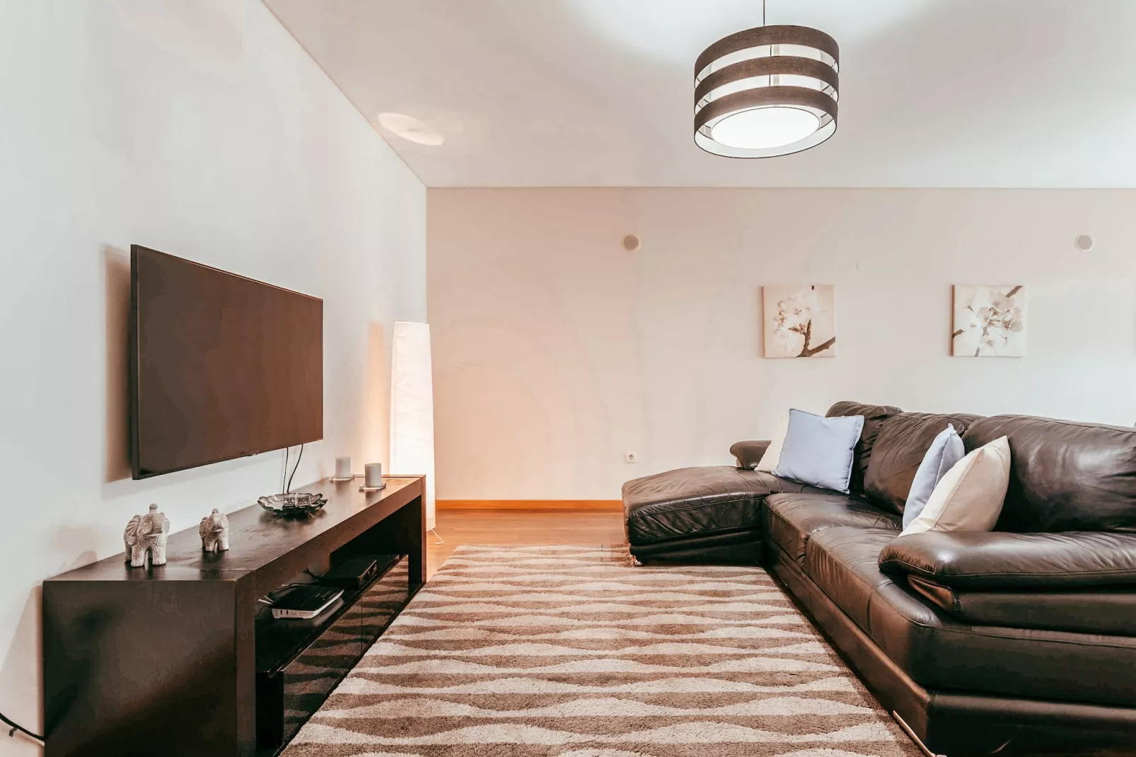 Modern & Elegant 2 bedroom in Amadora by GT House