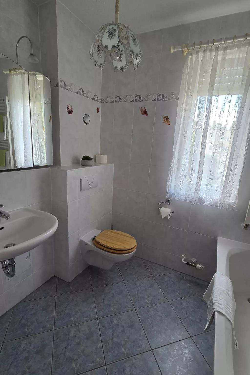 2 Raum  Graal-Müritz