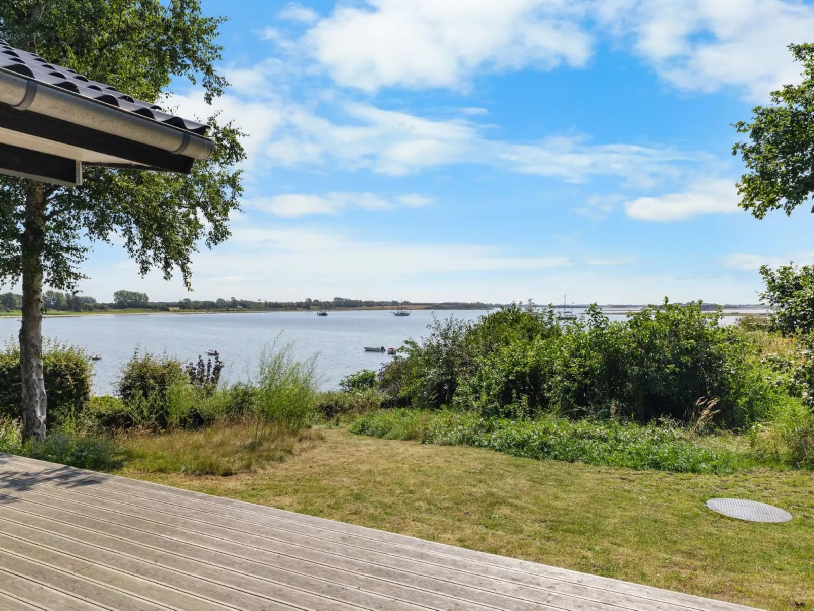 "Edvardsine" - 40m from the sea