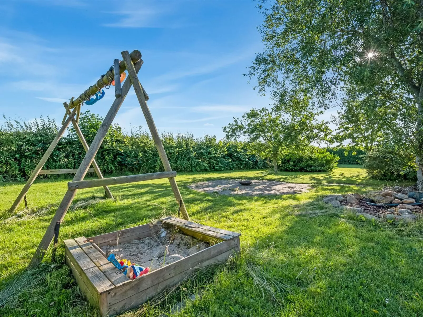 "Pauna" - 2.5km from the sea