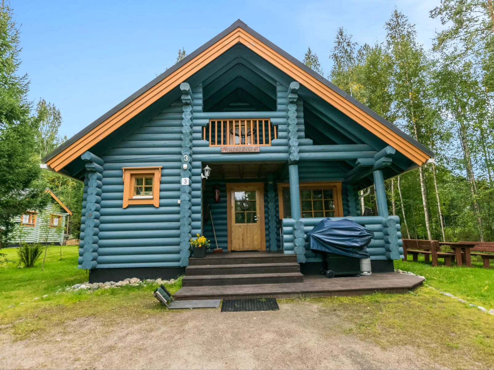 Linnanhelmi (ent. metsäpeura)