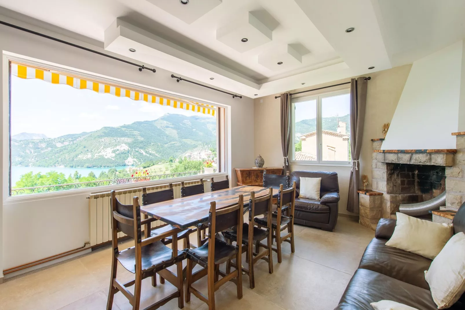 Bella Vista-Living room