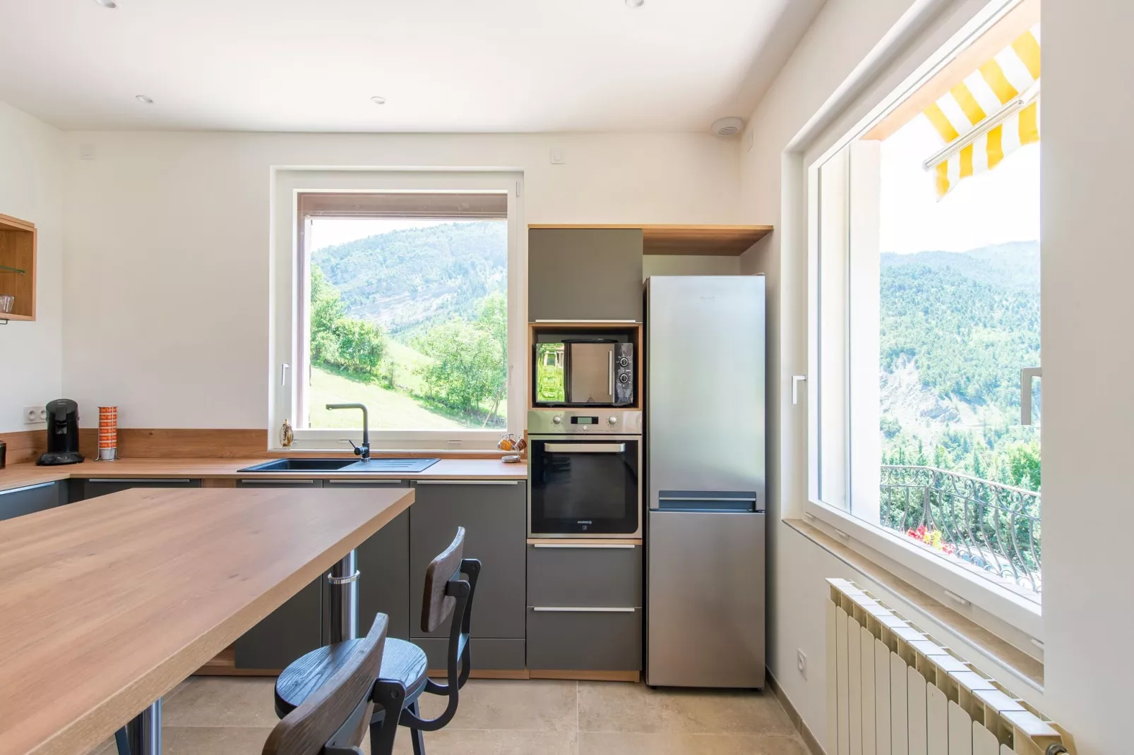 Bella Vista-Kitchen