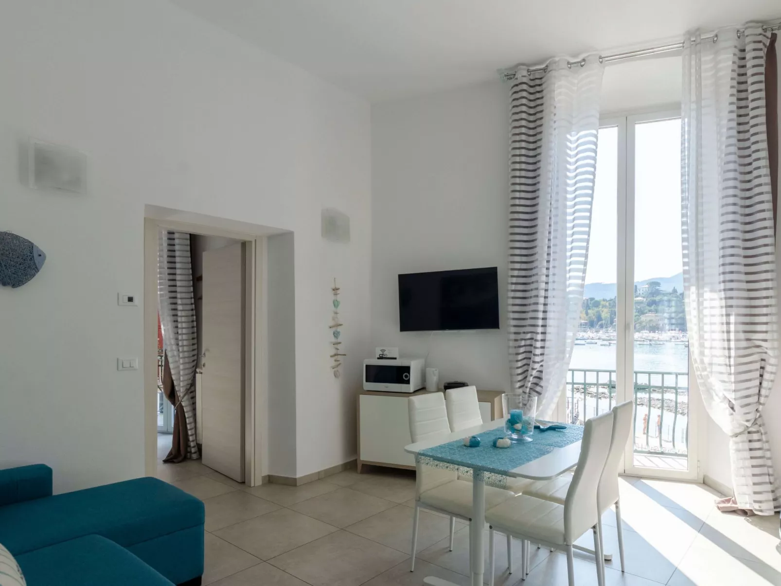 Wohnung mit Meerblick und privater Garage