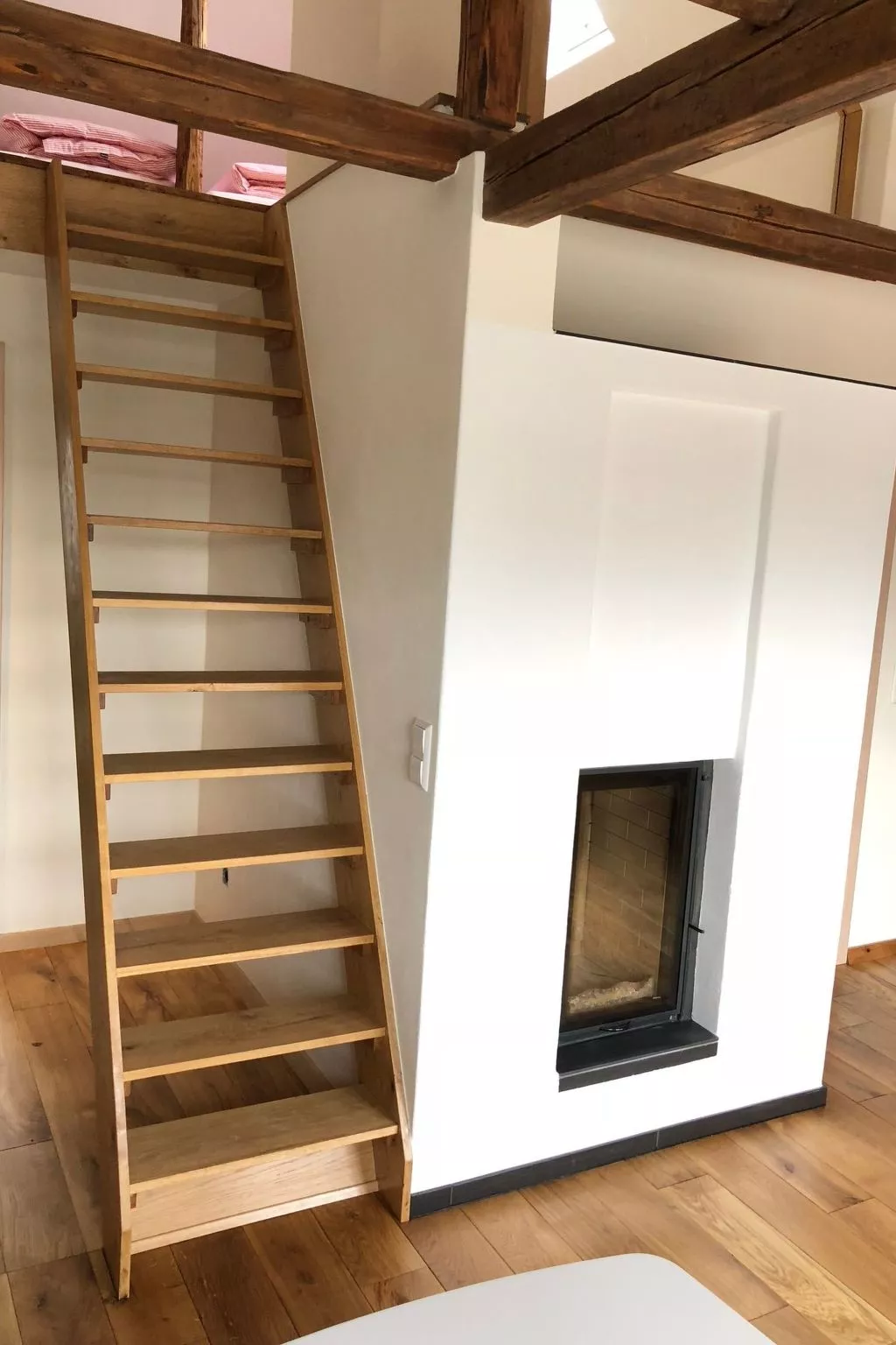 Auf 2 Etagen mit Kamin