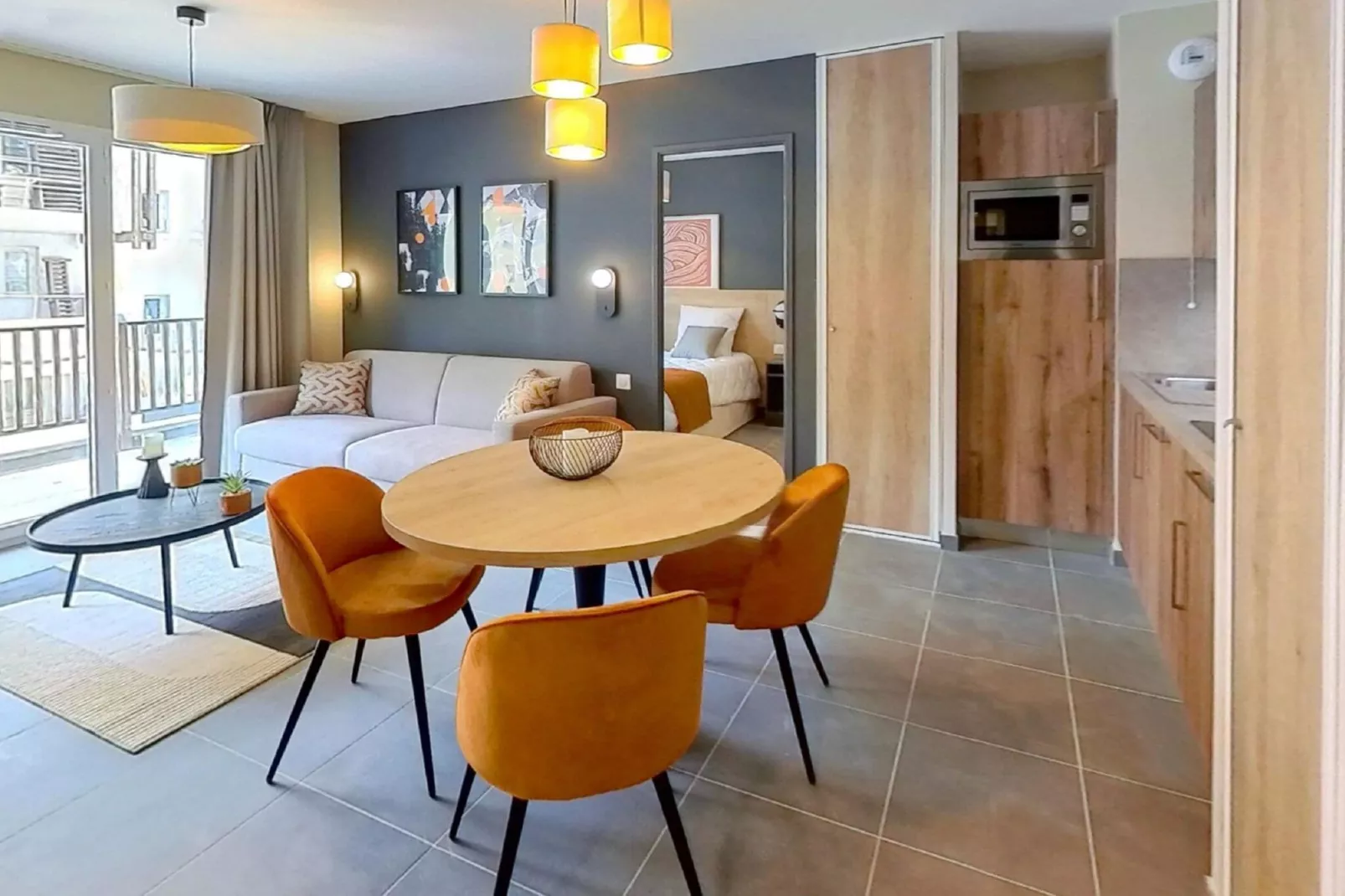 Le Mont d'Auron 1-Living room