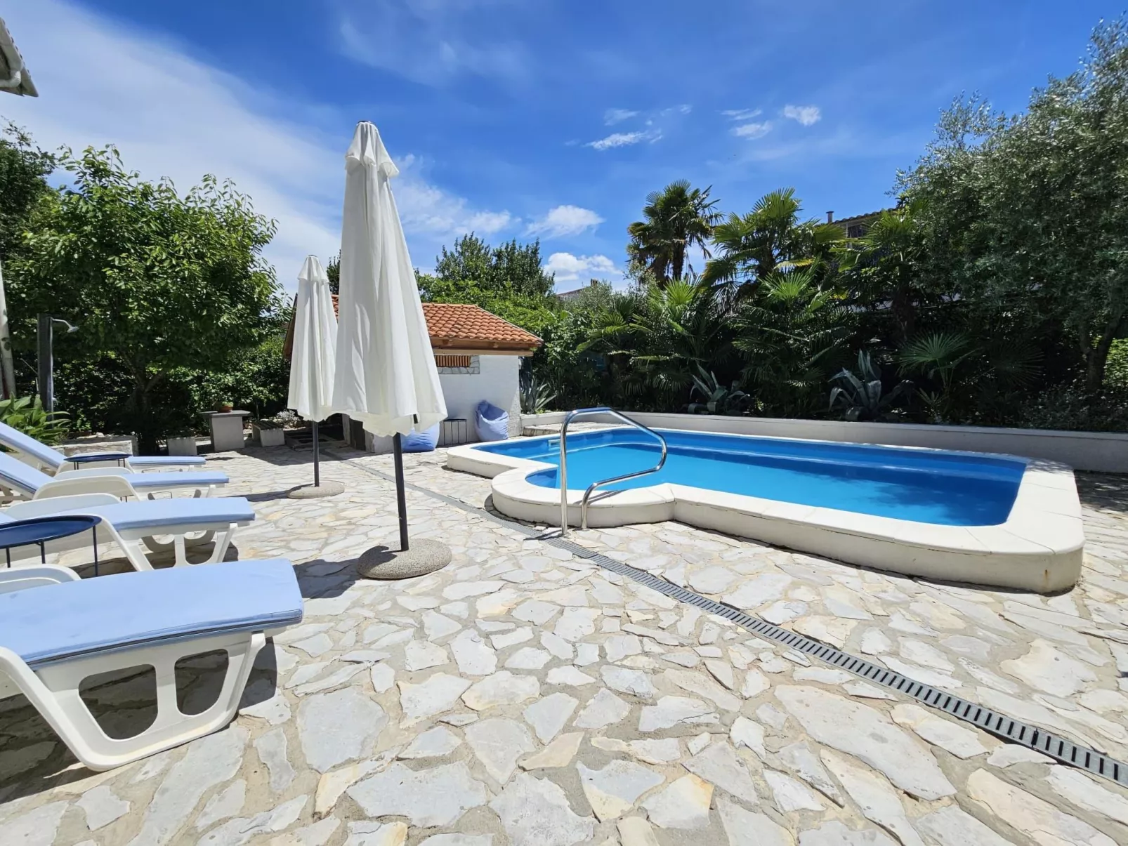 Wohnung "Mirko2" mit gemeinschaftlichem Pool