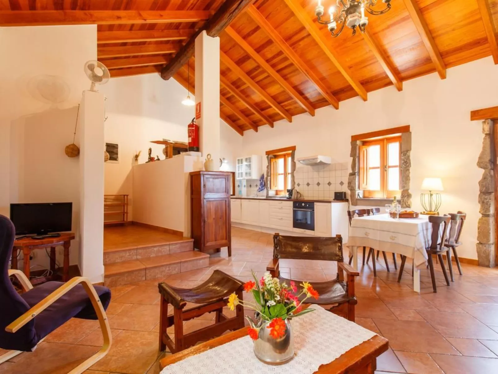 Komfortables Ferienhaus mit privatem Pool und idealer Lage im Naturpark mit Näh