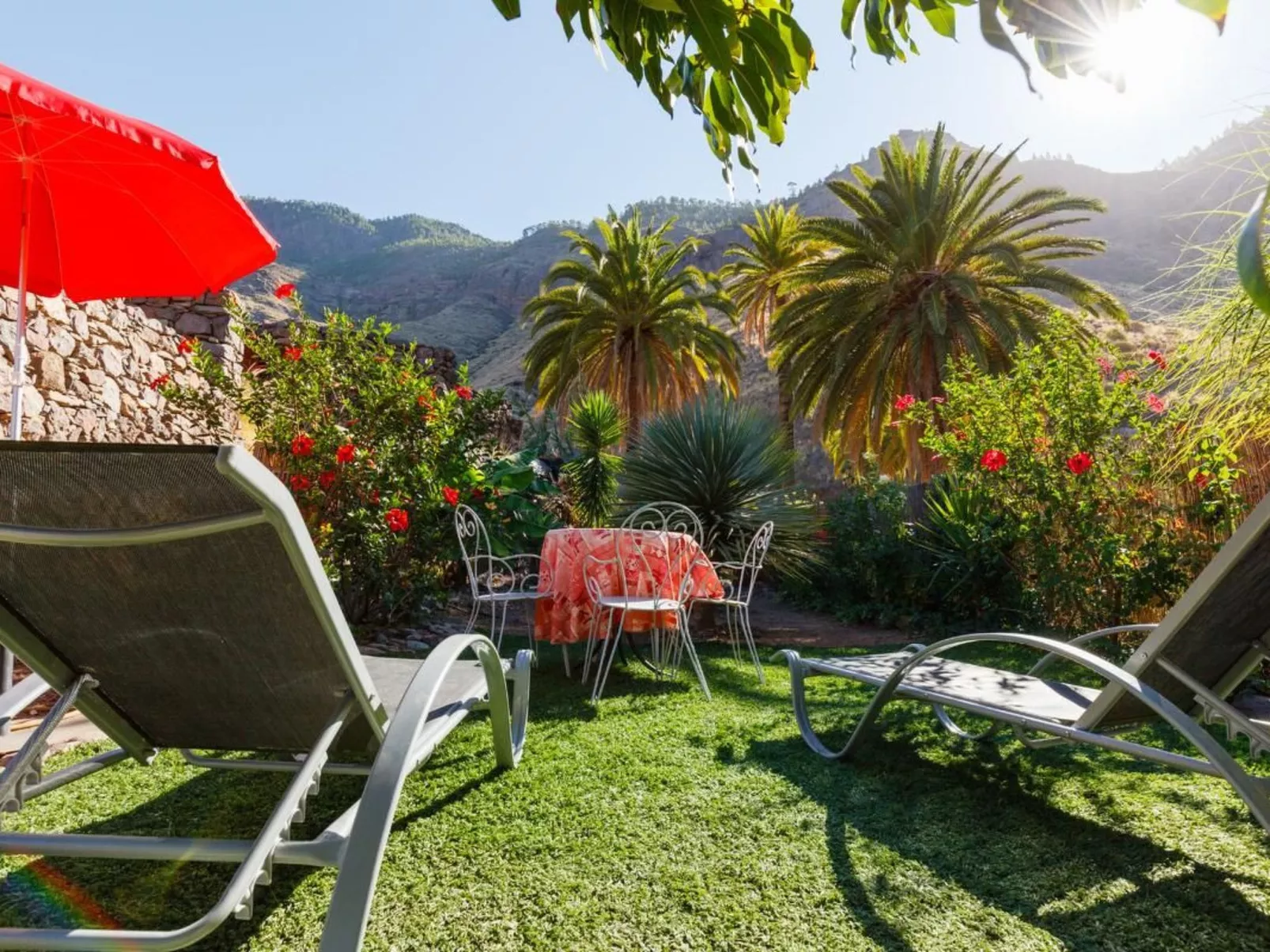 In El Risco mit Garten, Terrasse und Grill